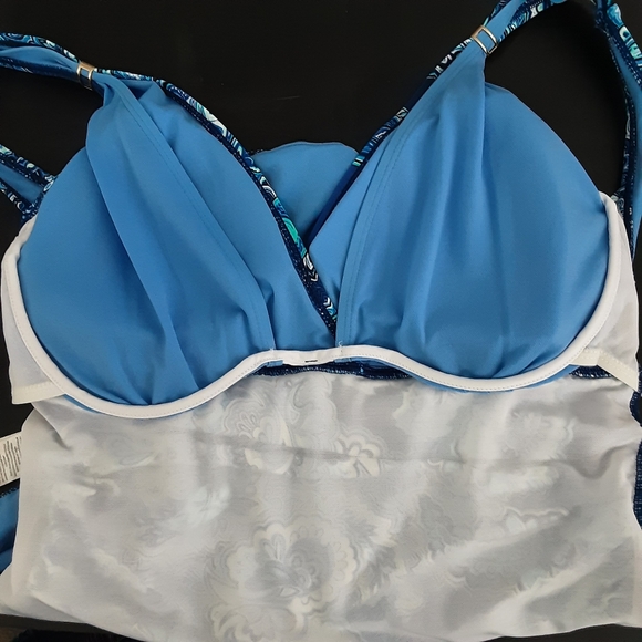 Lauren Ralph Lauren swimsuit - Picture 12 of 13